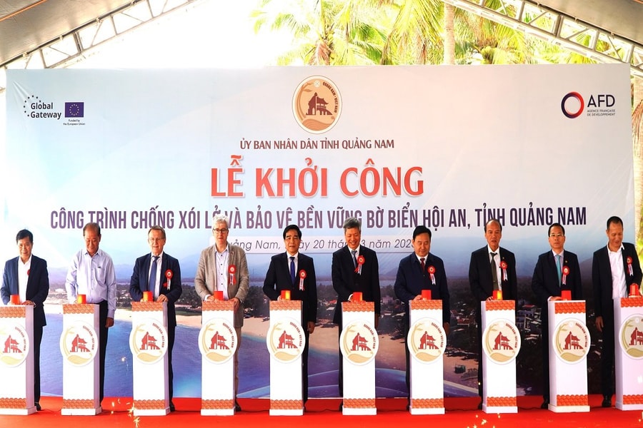 Quảng Nam dùng 42 triệu euro để “cứu” bãi biển từng đẹp nhất châu Á