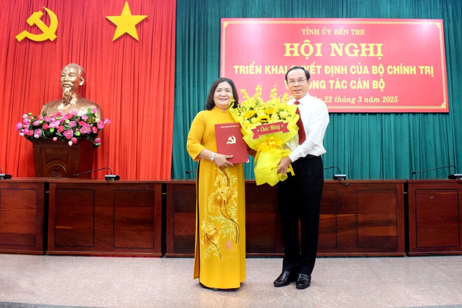 Bà Hồ Thị Hoàng Yến giữ chức Bí thư Tỉnh ủy Bến Tre