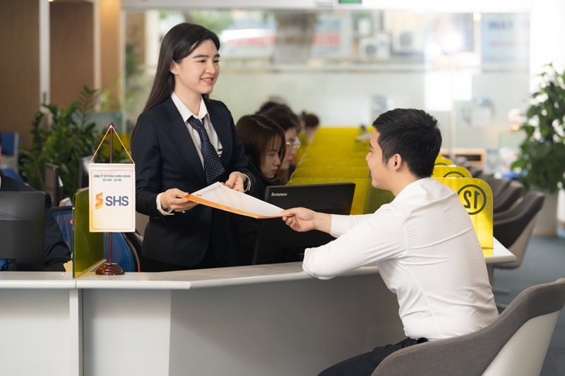 Chọn cổ phiếu cơ bản tốt cho dài hạn