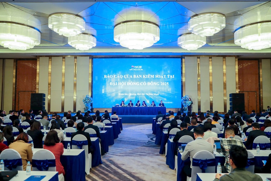 Khối ngoại "gom" cổ phiếu NVB