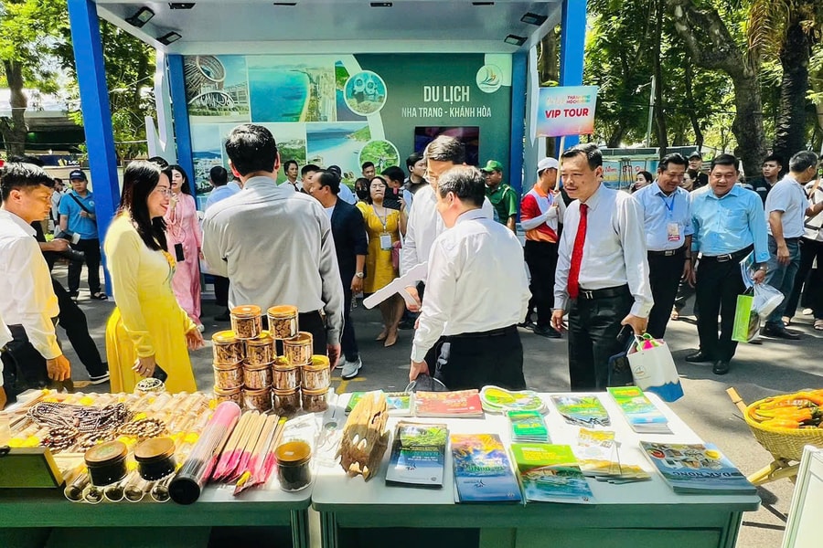 Cụm gian hàng Tây Nguyên giành giải Nhất gian hàng tiêu chuẩn tại Ngày Hội Du lịch TP HCM 2025