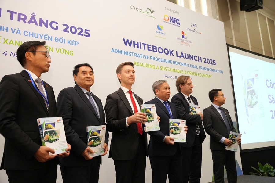 Sách Trắng EuroCham 2025: Tầm nhìn tương lai quan hệ kinh tế EU-Việt Nam