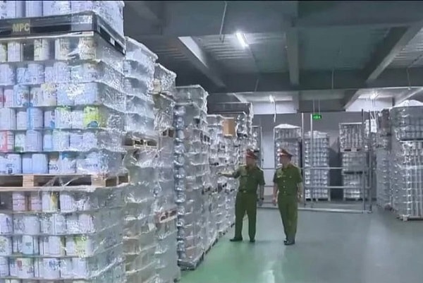 Sữa giả – món “đặc sản” của thị trường lỏng lẻo