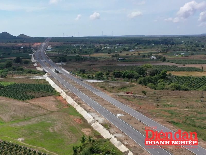 Bình Thuận: Hoàn thiện hệ thống hạ tầng giao thông để phát triển không gian biển