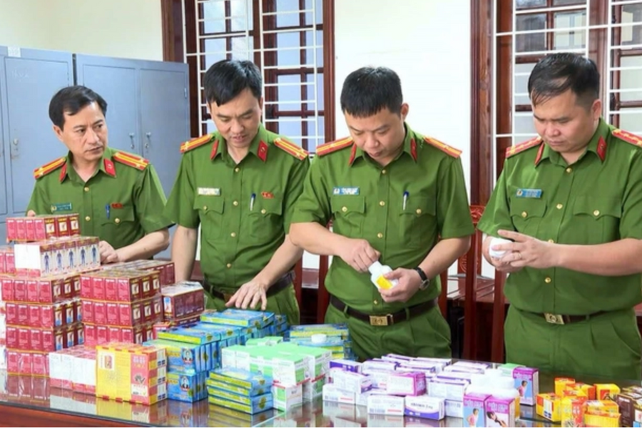 Mất niềm tin từ thuốc giả - bài học đắt giá từ thế giới số