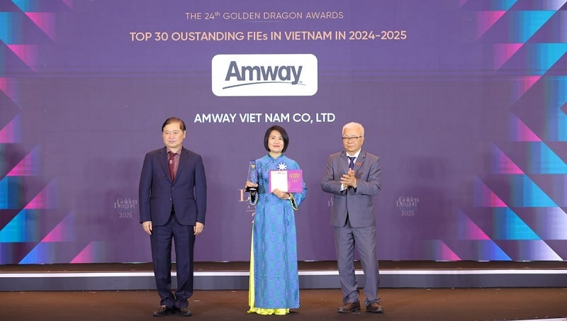 Amway Việt Nam được vinh danh giải thưởng Rồng Vàng lần thứ 9