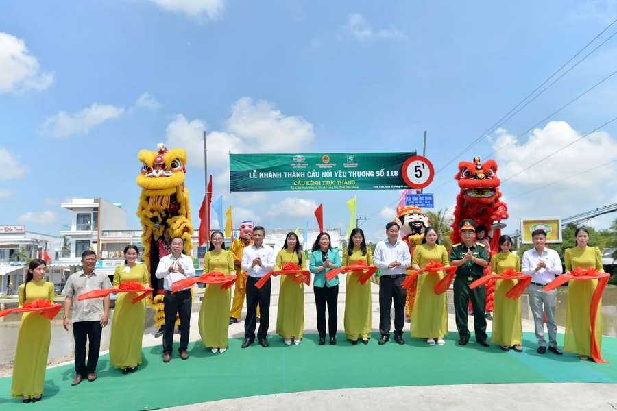 Những nhịp cầu kết nối yêu thương tại Long An, Kiên Giang, Hậu Giang