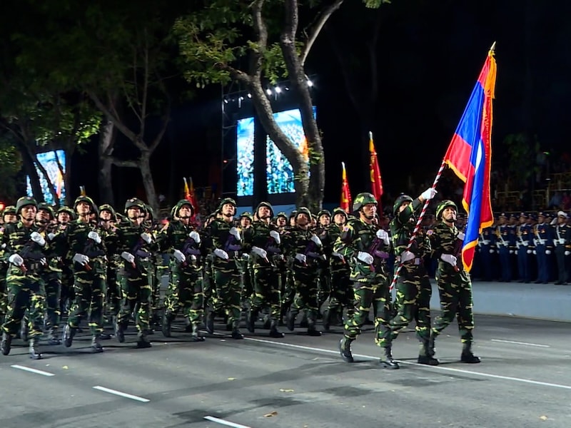 50 năm thống nhất đất nước: Nâng tầm quan hệ và tình hữu nghị Việt - Lào