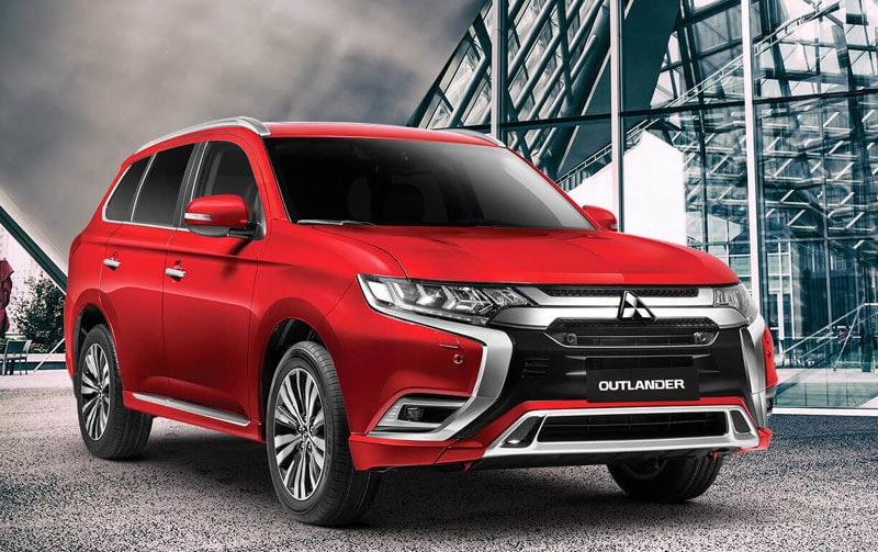 Mitsubishi Outlander tồn kho giảm giá hơn 100 triệu, có nên mua?