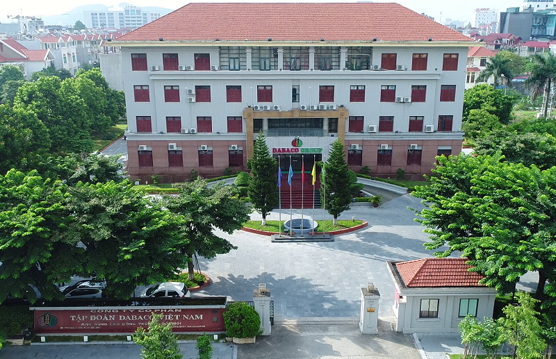 Giá heo hơi neo cao, DBC lãi kỷ lục