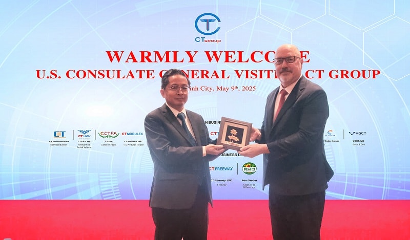 Tổng Lãnh sự quán Hoa Kỳ làm việc cùng CT Group