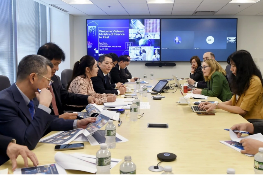 Việt Nam – Hoa Kỳ tăng tốc hợp tác AI và bán dẫn