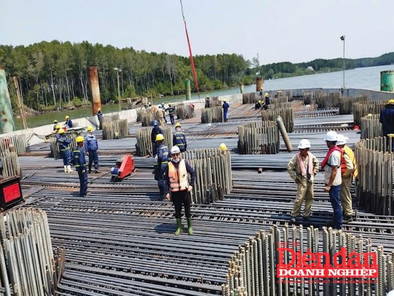 Đẩy nhanh dự án giao thông khu vực cảng Cái Mép - Thị Vải để khơi thông cảng biển