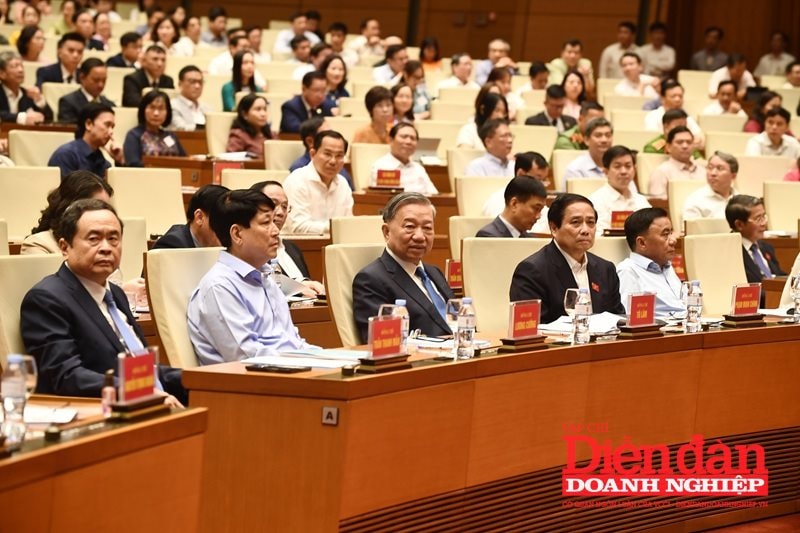 Hội nghị toàn quốc quán triệt, triển khai thực hiện Nghị quyết 66-NQ/TW và Nghị quyết 68-NQ/TW