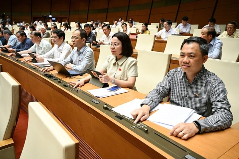 Thống nhất rút ngắn nhiệm kỳ Quốc hội khoá XV và Hội đồng nhân dân các cấp