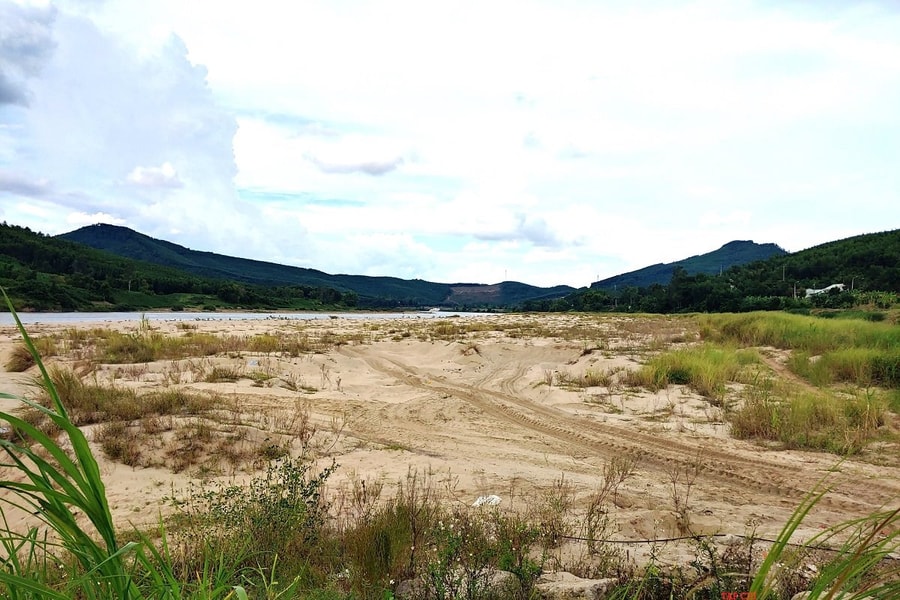 Xử lý nghiêm doanh nghiệp bỏ giá “khủng” ở mỏ cát Quảng Nam