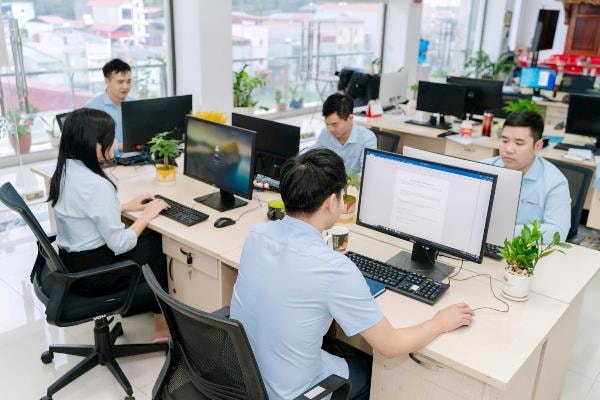 Trăn trở nghề “làm dâu trăm họ”