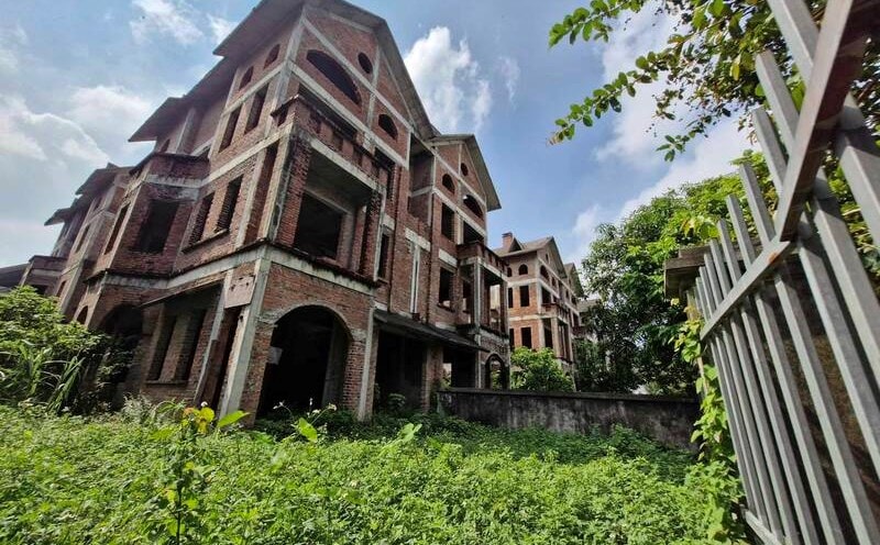 Cần thiết đánh thuế nhà đất bỏ hoang