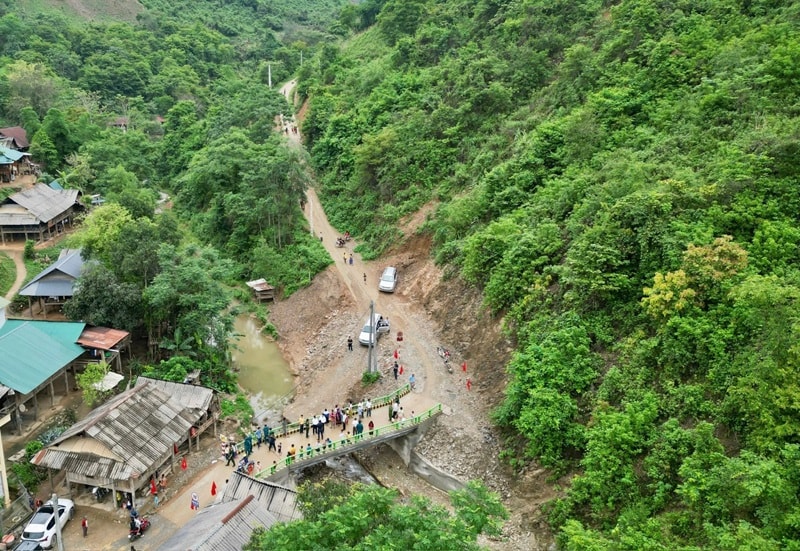 Cầu Chà Lắn – Nhịp nối yêu thương giữa đại ngàn Kỳ Sơn
