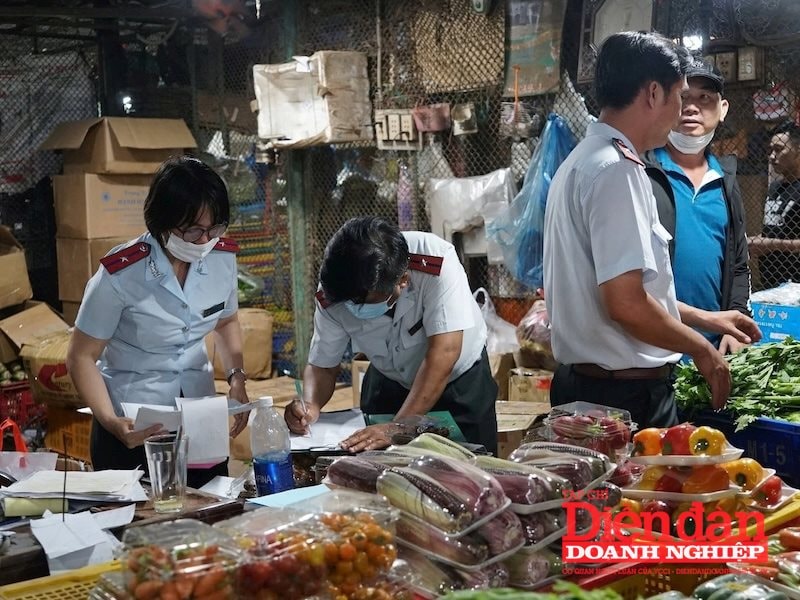 Không thể để thực phẩm bẩn, hàng giả làm xói mòn niềm tin của xã hội