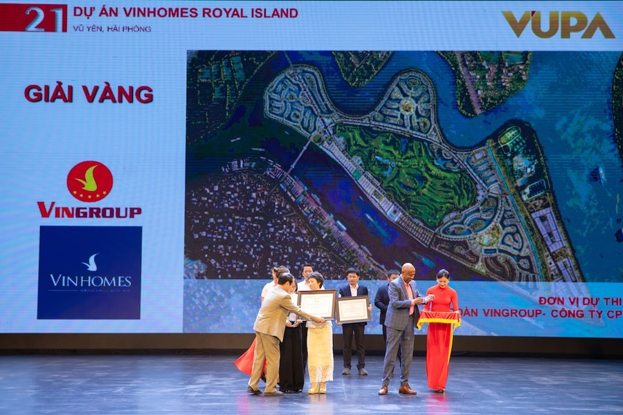 Vinhomes Royal Island đoạt giải Vàng về quy hoạch