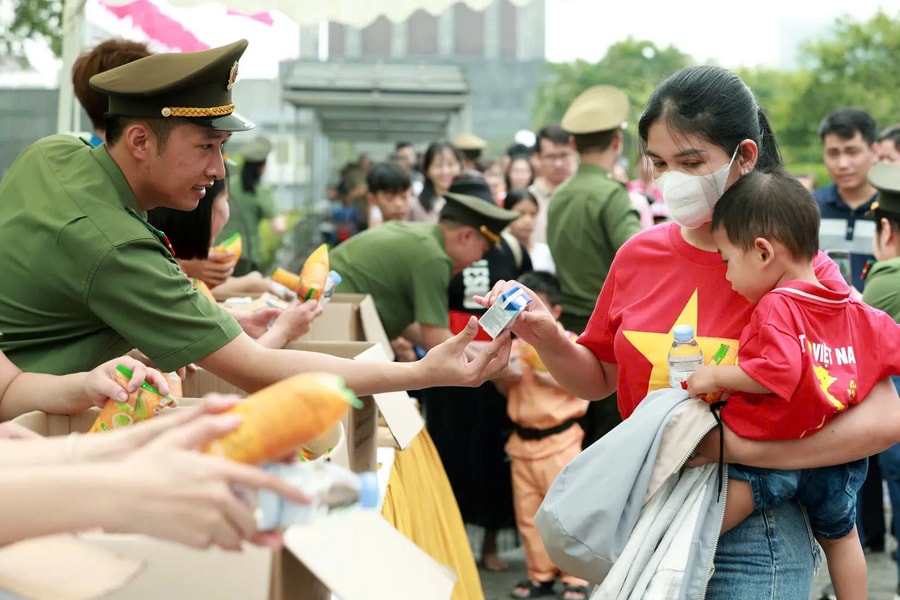 Hà Nội bứt tốc du lịch năm 2025: Từ sản phẩm mới đến chiến lược vùng