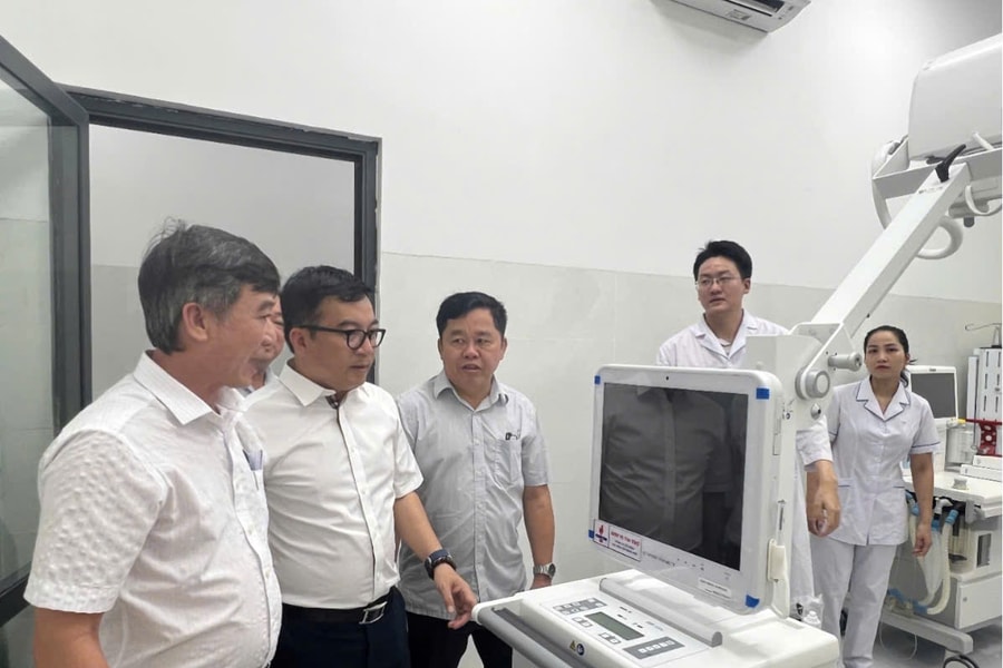 BSR trao tặng trang thiết bị y tế trị giá 20 tỷ đồng cho huyện Côn Đảo