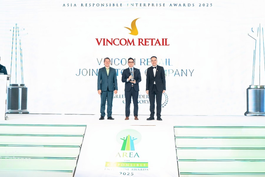Vincom Retail tiếp tục được vinh danh top 50 công ty niêm yết tốt nhất Việt Nam và Lãnh đạo xanh Châu Á