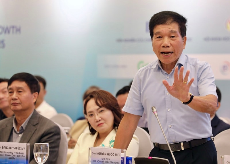 Xoá tình trạng “giá đất đuổi giá nhà”