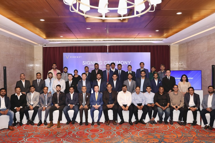 VinFast bắt tay 13 đại lý, mở 32 showroom khắp Ấn Độ