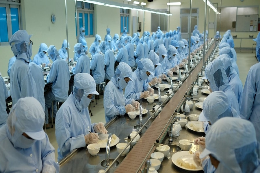 Khánh Hòa lập các tổ công tác hỗ trợ doanh nghiệp, phát triển kinh tế