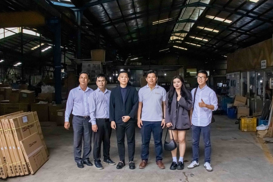 B-Factory thương hiệu sản xuất phụ kiện ô tô chất lượng cao