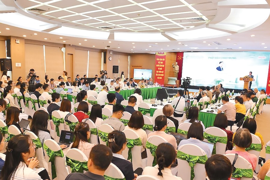 Tạo lực đẩy cho logistics