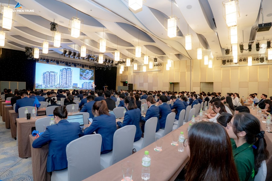 Đất Xanh Miền Trung 6 tháng cuối năm 2025: Khẳng định vị thế chiếm lĩnh thị trường miền Trung