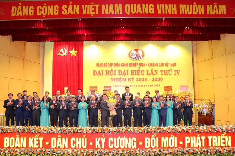 Đại hội Đại biểu Đảng bộ TKV xác định 3 đột phá chiến lược