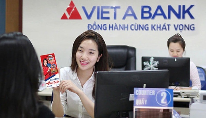 Ngân hàng nhỏ tăng tốc niêm yết trên HoSE – Vì sao?