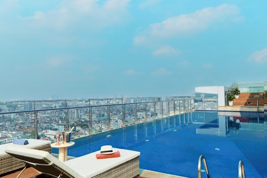 Tiện ích giữa tầng không: Trải nghiệm đắt giá giữa trung tâm phố tại The Nelson