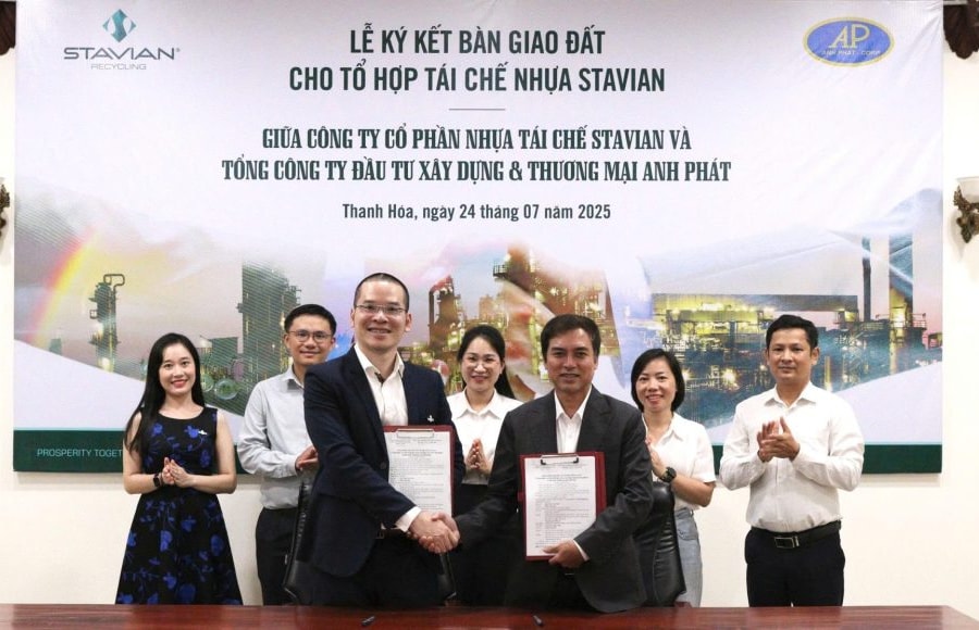 Dự án Tổ hợp Tái chế Nhựa Stavian chính thức nhận chứng nhận đăng ký đầu tư