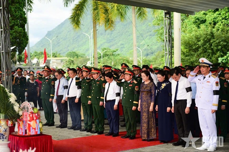 Bộ đội Hải quân với đạo lý “Uống nước nhớ nguồn”, “Đền ơn đáp nghĩa”