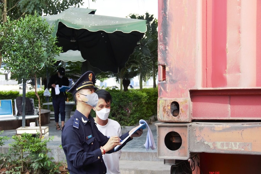 Nỗ lực thông suốt “dòng chảy” hàng hóa