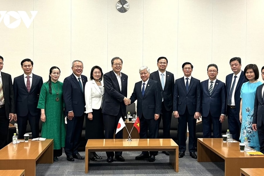 Chủ tịch Ủy ban Trung ương MTTQ Việt Nam gặp lãnh đạo liên minh cầm quyền Nhật Bản