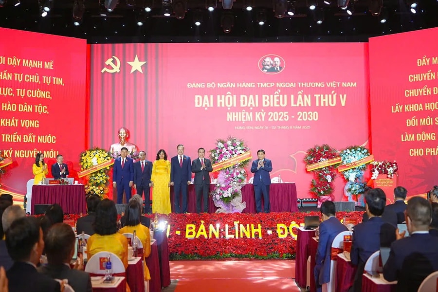 Vietcombank: Tiếp tục giữ vai trò “sếu đầu đàn”, hiện thực hóa các mục tiêu phát triển đất nước