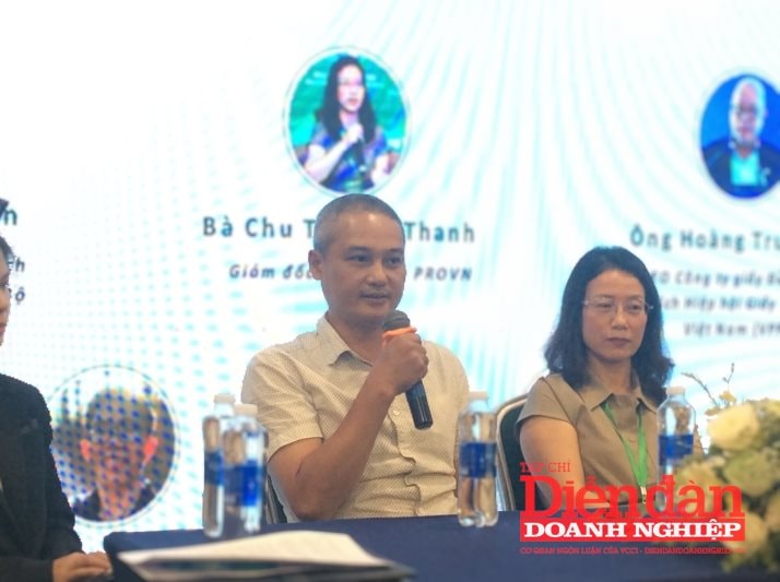 “Xanh” không cần phải cực đoan bài trừ nhựa