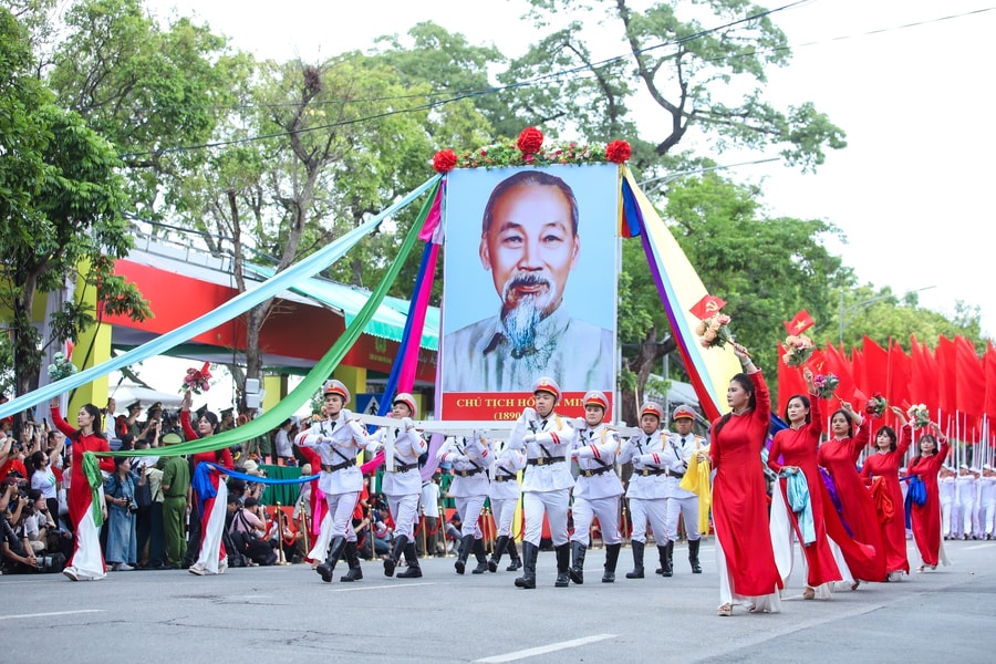Lan tỏa tinh thần yêu nước qua Ngày hội vì Thủ đô bình yên