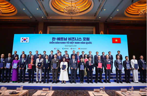 FPT hợp tác với đối tác bán dẫn hàng đầu Hàn Quốc phát triển chip thế hệ mới