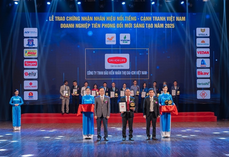 Dai-ichi Life Việt Nam tiếp tục được vinh danh “Top 10 Nhãn hiệu nổi tiếng Việt Nam 2025”