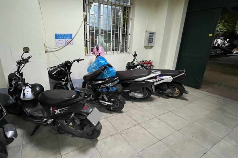 “Điểm nghẽn” trạm sạc xe điện tại chung cư, nhà trọ