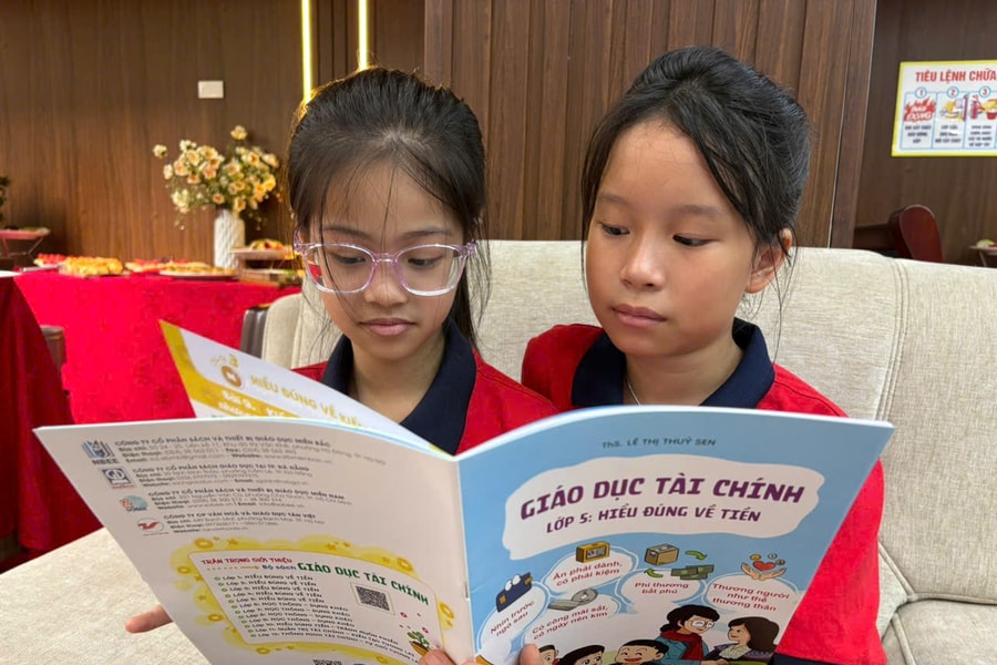 Giới thiệu bộ sách “Giáo dục tài chính” dành cho học sinh