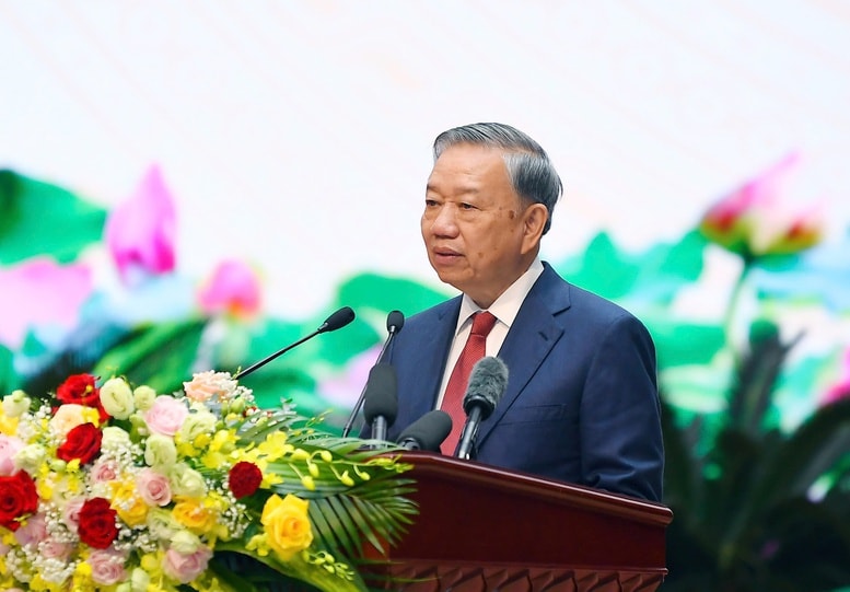 Khơi dậy niềm tự hào, trách nhiệm và trí tuệ từ các thế hệ lão thành cách mạng