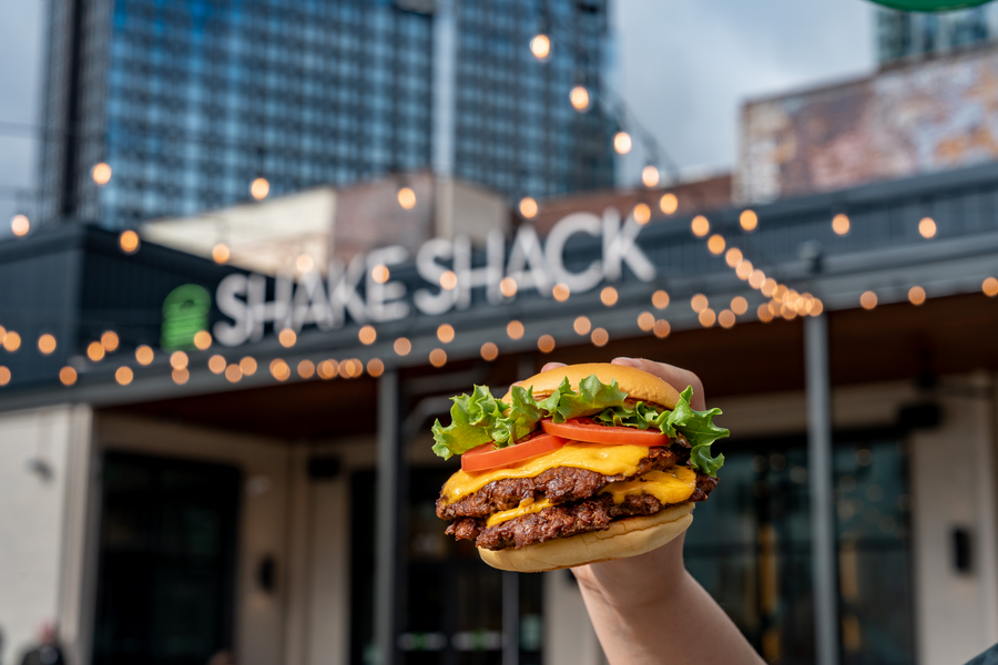 Thêm “ông lớn” đồ ăn nhanh chuẩn bị “tấn công” thị trường Việt